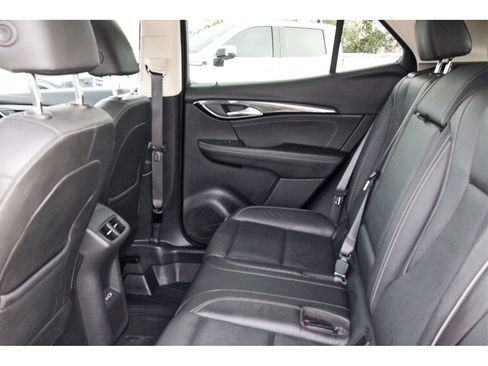 Used 2021 Buick Envision Essence image 33