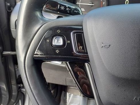 Used 2021 Lincoln Corsair AWD image 26