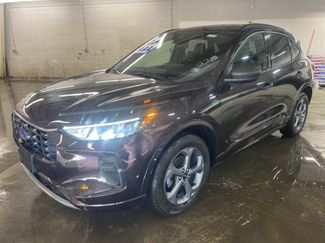 Used 2023 Ford Escape ST-Line w/ Tech Pack #1 video 1