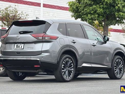Used 2025 Nissan Rogue Platinum w/ Platinum Premium Package AWD/4WD image 4