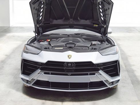 Used 2023 Lamborghini Urus S AWD/4WD image 18