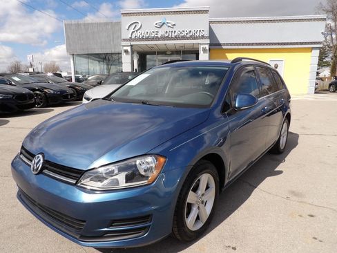 Used 2015 Volkswagen Golf TDI S image 1