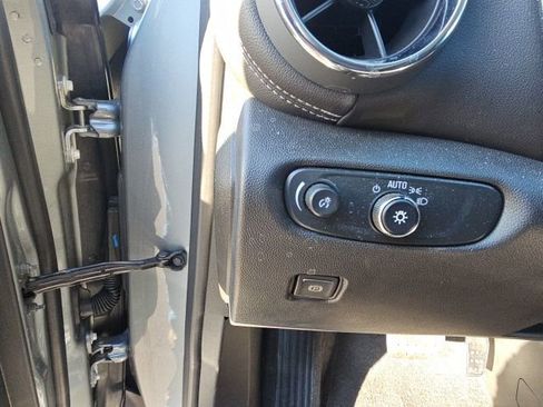 Used 2024 Chevrolet Blazer LT image 32