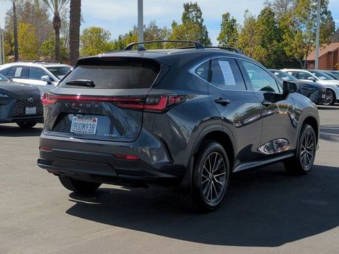 Used 2025 Lexus NX 250 FWD w/ Accessory Package (2T) image 5