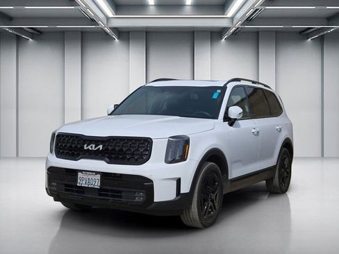 Certified 2024 Kia Telluride SX X-Line image 3