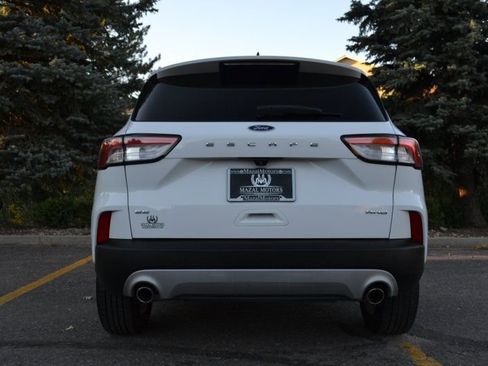Used 2021 Ford Escape SE image 13