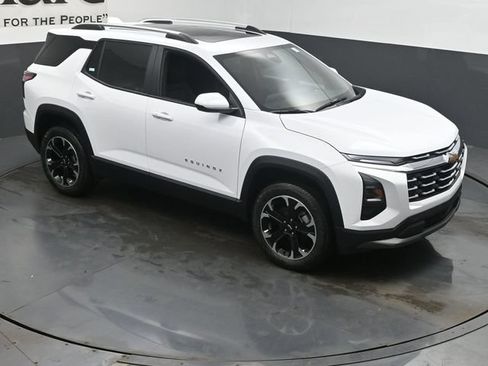 New 2026 Chevrolet Equinox LT w/ LPO, Floor Liner Package FWD image 26