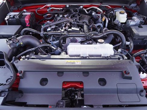 Certified 2026 Toyota Tacoma SR5 AWD/4WD image 22