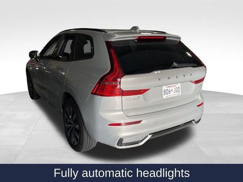 Used 2025 Volvo XC60 B5 Plus AWD/4WD image 4