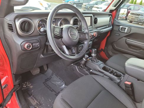 Certified 2020 Jeep Gladiator Sport w/ Quick Order Package 24S image 14