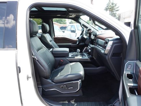 Used 2023 Ford F150 Lariat w/ Equipment Group 502A High image 38