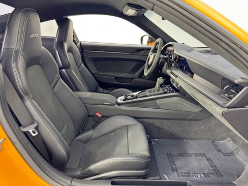 Used 2022 Porsche 911 GT3 image 14