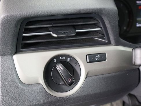 Used 2021 Volkswagen Passat 2.0T S image 23