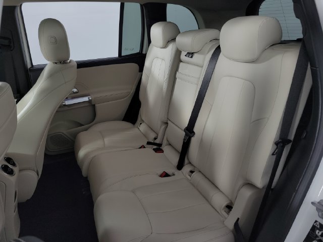 Used 2021 Mercedes-Benz GLB 250 image 16
