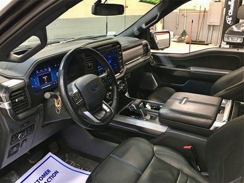 Used 2025 Ford F150 Platinum w/ Equipment Group 702A High image 4