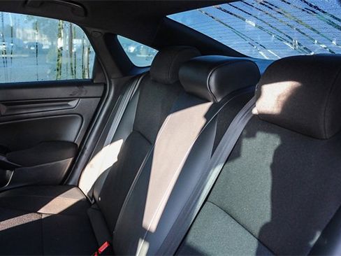 Used 2024 Honda Civic Sport image 26