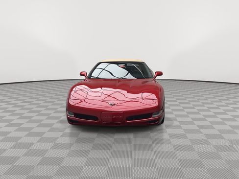 Used 1999 Chevrolet Corvette Convertible w/ Memory Pkg RWD image 23