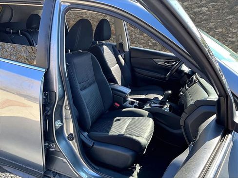 Used 2020 Nissan Rogue SV AWD/4WD image 7