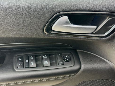 Used 2021 Dodge Durango SXT image 21