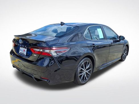Used 2024 Toyota Camry SE w/ Audio Upgrade Package FWD image 6
