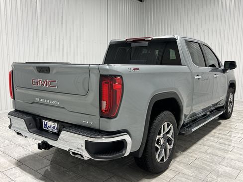New 2026 GMC Sierra 1500 SLT image 5