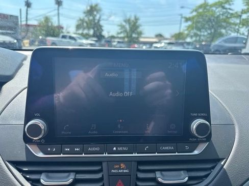 Used 2020 Nissan Altima 2.5 S FWD image 16