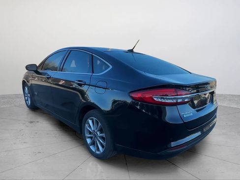Used 2018 Ford Fusion Energi SE FWD image 3