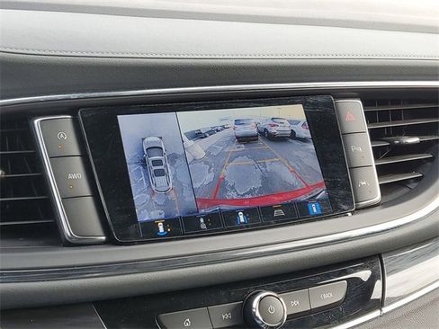 Used 2024 Buick Enclave Premium image 14