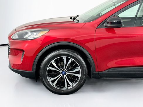 Used 2021 Ford Escape SE w/ SE Sport Appearance Package AWD/4WD image 39