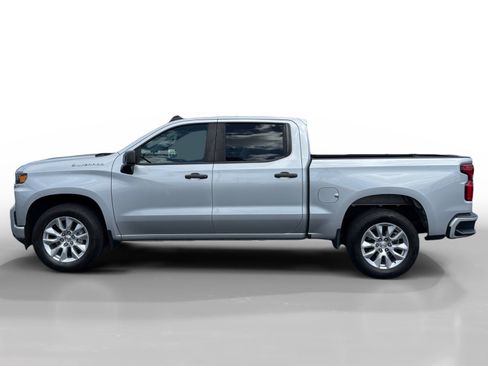 Used 2021 Chevrolet Silverado 1500 Custom RWD image 2