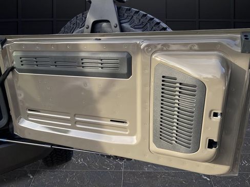 New 2025 Ford Bronco Outer Banks w/ Sasquatch Package image 18