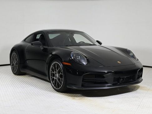 Used 2025 Porsche 911 Carrera w/ Sport Chrono Package image 8