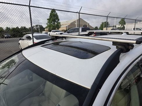 Used 2016 Volvo XC70 T5 Premier w/ Proximity Package image 4