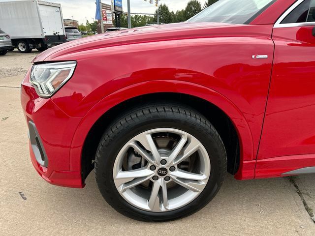 Used 2023 Audi Q3 2.0T Premium w/ 19" Wheel Package AWD/4WD image 35