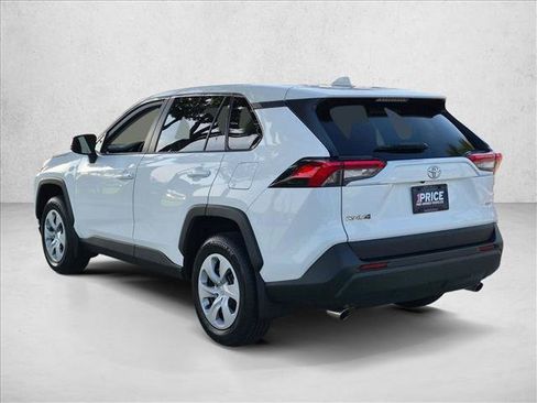 Used 2024 Toyota RAV4 LE FWD image 7