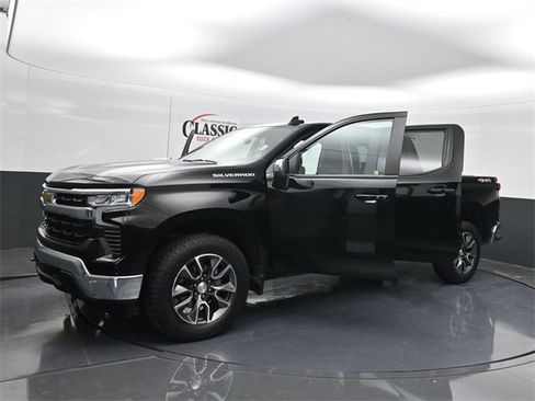 Used 2024 Chevrolet Silverado 1500 LT image 27