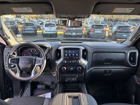 Used 2022 Chevrolet Silverado 1500 LT Trail Boss w/ Safety Package image 12