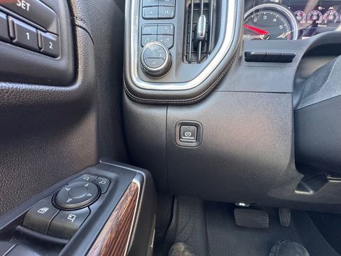 Used 2020 Chevrolet Silverado 1500 High Country w/ Technology Package image 20