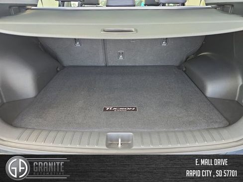 Used 2021 Hyundai Tucson Ultimate w/ Cargo Package AWD/4WD image 24