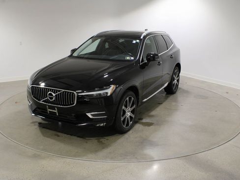Used 2021 Volvo XC60 T5 Inscription image 1