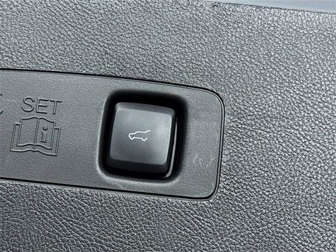 Used 2025 Lincoln Corsair Reserve w/ Equipment Group 202A image 44