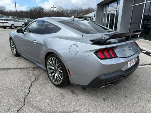 Used 2024 Ford Mustang GT Premium RWD image 5