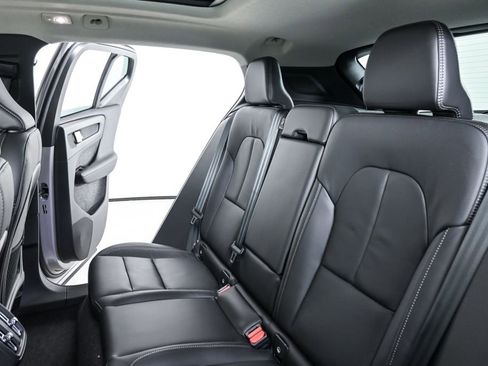 New 2026 Volvo XC40 B5 Plus w/ Protection Package Premier AWD/4WD image 20