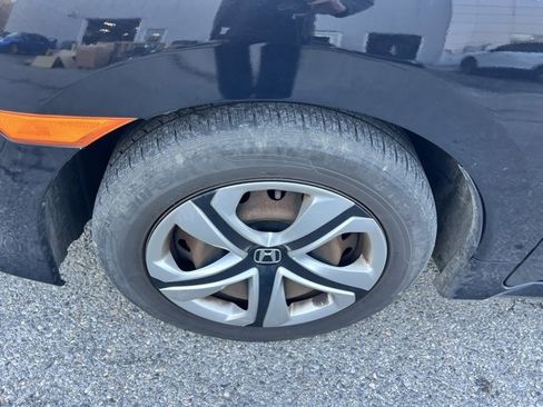 Used 2016 Honda Civic LX image 9
