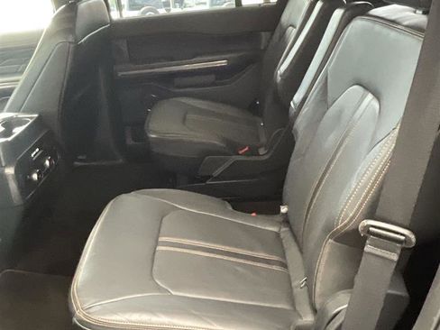 Used 2023 Ford Expedition Platinum AWD/4WD image 10