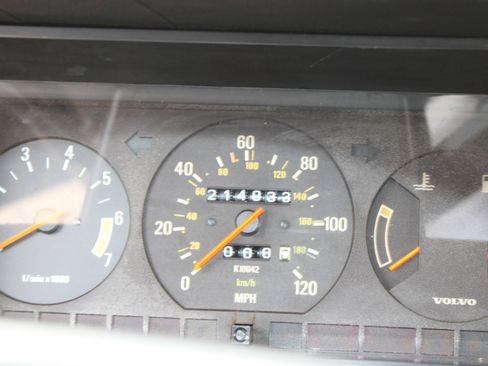 Used 1989 Volvo 240 Wagon image 22