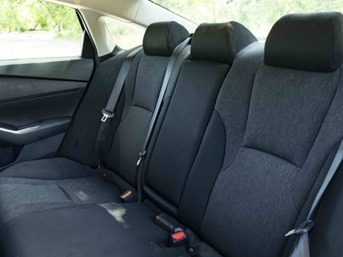Used 2023 Honda Accord LX image 18
