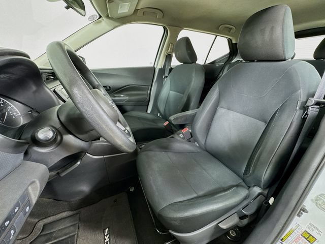 Used 2023 Nissan Kicks S FWD image 11