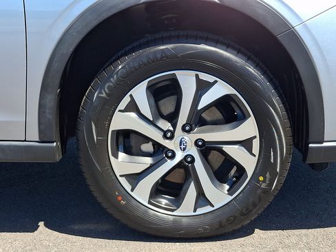 Used 2020 Subaru Outback Limited AWD/4WD image 9