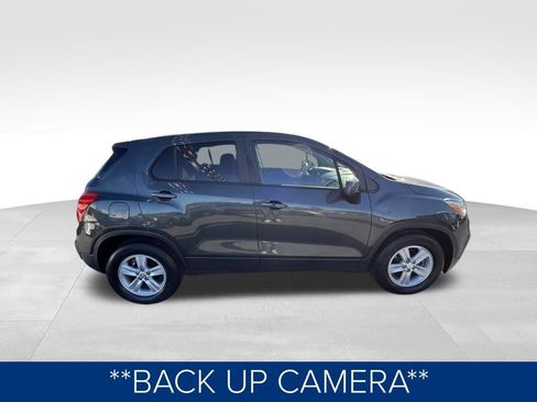 Used 2020 Chevrolet Trax LS w/ Tint and Cruise Package image 5